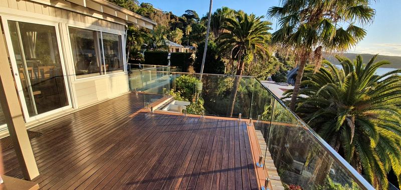 Frameless glass balustrade, Palm Beach